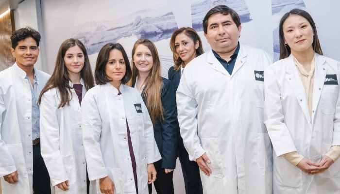 Equipo médico Eye Vision Institute